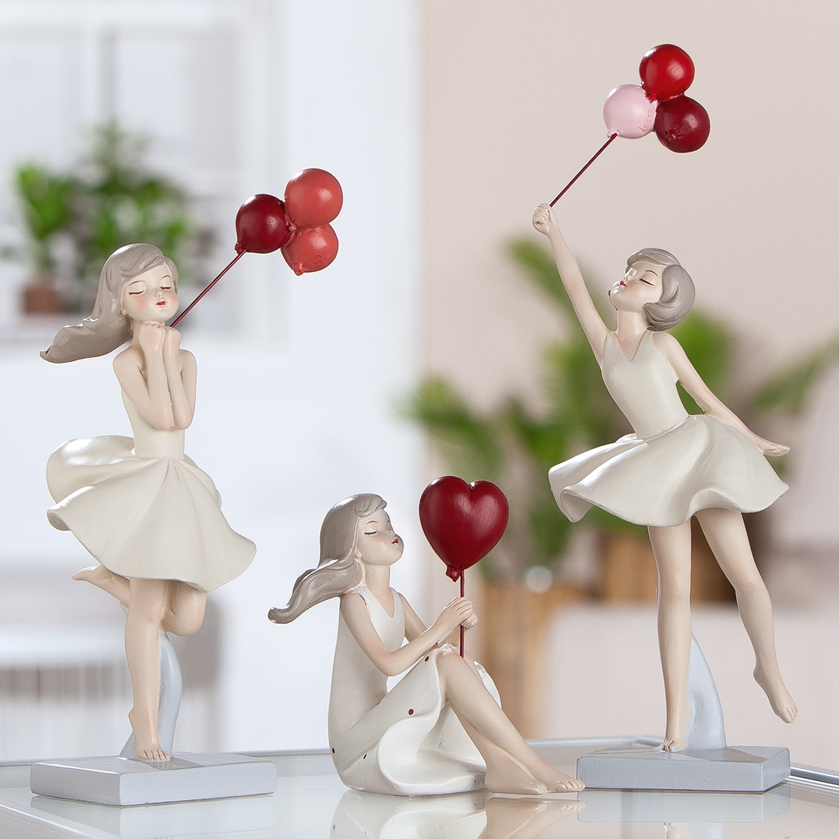 Artelibre - 05161322 ΦΙΓΟΥΡΑ WOMAN ΠΟΛΥΜΕΡΕΣ CREAM ΚΟΚΚΙΝΟ PU PCS. ASSORTED 9.5X6.5X23.5CM