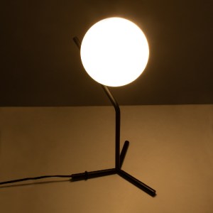 glo-01100-01100_2 GLOBOSTAR® ELFIS 01100 ΜΟΝΤΕΡΝΟ ΕΠΙΤΡΑΠΕΖΙΟ ΦΩΤΙΣΤΙΚΟ ΠΟΡΤΑΤΙΦ ΜΟΝΟΦΩΤΟ 1 X E27 ΛΕΥΚΗ ΓΥΑΛ
