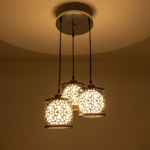 glo-01246-01246_3 GLOBOSTAR® RAINELDA 01246 ΜΟΝΤΕΡΝΟ ΚΡΕΜΑΣΤΟ ΦΩΤΙΣΤΙΚΟ ΠΛΕΓΜΑ ΤΡΙΦΩΤΟ 3 X E27 IP20 ΜΑΥΡΟ ΜΕ