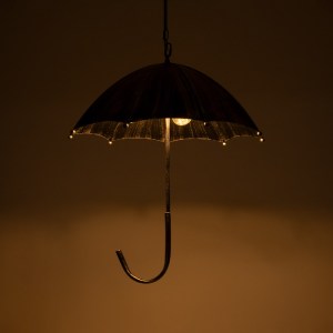 glo-01407-01407_3 GLOBOSTAR® UMBRELLA 01407 VINTAGE ΚΡΕΜΑΣΤΟ ΦΩΤΙΣΤΙΚΟ ΦΙΓΟΥΡΑ ΠΟΛΥΦΩΤΟ 5 X E27 IP20 ΑΣΗΜΙ Μ