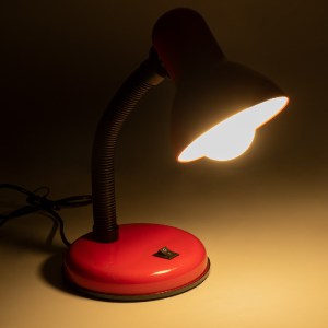 glo-01535-01535_3 GLOBOSTAR® STUDENT RED 01535 ΜΟΝΤΕΡΝΟ ΕΠΙΤΡΑΠΕΖΙΟ ΦΩΤΙΣΤΙΚΟ ΓΡΑΦΕΙΟΥ ΜΟΝΟΦΩΤΟ 1 X E27 ΚΟΚΚ