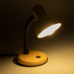glo-01536-01536_3 GLOBOSTAR® STUDENT YELLOW 01536 ΜΟΝΤΕΡΝΟ ΕΠΙΤΡΑΠΕΖΙΟ ΦΩΤΙΣΤΙΚΟ ΓΡΑΦΕΙΟΥ ΜΟΝΟΦΩΤΟ 1 X E27 Κ