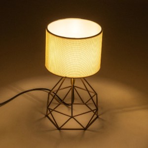 glo-202-0058-202_0058_2 GLOBOSTAR® SHAPE 202-0058 ΜΟΝΤΕΡΝΟ EΠΙΤΡΑΠΕΖΙΟ ΦΩΤΙΣΤΙΚΟ ΠΟΡΤΑΤΙΦ ΜΟΝΟΦΩΤΟ 1 X E27 IP20 ΧΡΥΣΟ ΜΕΤΑΛΛΟ ΜΕ ΛΕΥΚΟ ΥΦΑΣΜΑ - Μ16 X Π16 X Υ30CM