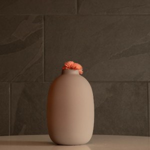 glo-21276-21276_7 GLOBOSTAR® ARTIFICIAL GARDEN PHUKET 21276 ΔΙΑΚΟΣΜΗΤΙΚΟ ΚΕΡΑΜΙΚΟ ΒΑΖO ΚΑΦΕ Π10 X Μ10 X Υ15CM