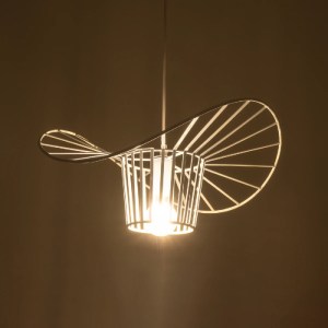 glo-61463-61463_3.webp GLOBOSTAR® WIDOW 61463 ΜΟΝΤΕΡΝΟ ΚΡΕΜΑΣΤΟ ΦΩΤΙΣΤΙΚΟ ΠΛΕΓΜΑ ΜΟΝΟΦΩΤΟ 1 X E27 IP20 ΛΕΥΚΟ ΣΧΟΙ