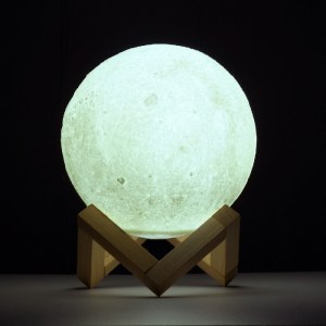 glo-79605-79605_5 GLOBOSTAR® 79605 ΕΠΙΤΡΑΠΕΖΙΟ ΑΝΑΓΛΥΦΟ ΔΙΑΚΟΣΜΗΤΙΚΟ ΦΩΤΙΣΤΙΚΟ Φ15CM 3D MOON LIGHT LED 3.7W 