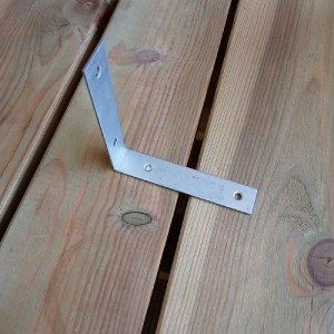 shw-4006-12814 ΓΩΝΙΑ ΣΥΝΔΕΣΗΣ ΞΥΛΟΥ 100 X 100 X 20MM
